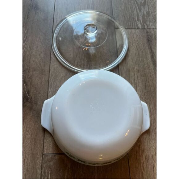 Anchor Hocking Vintage 2 Quart Fire King Casserole Serving Dish Milk White - Picture 8 of 10